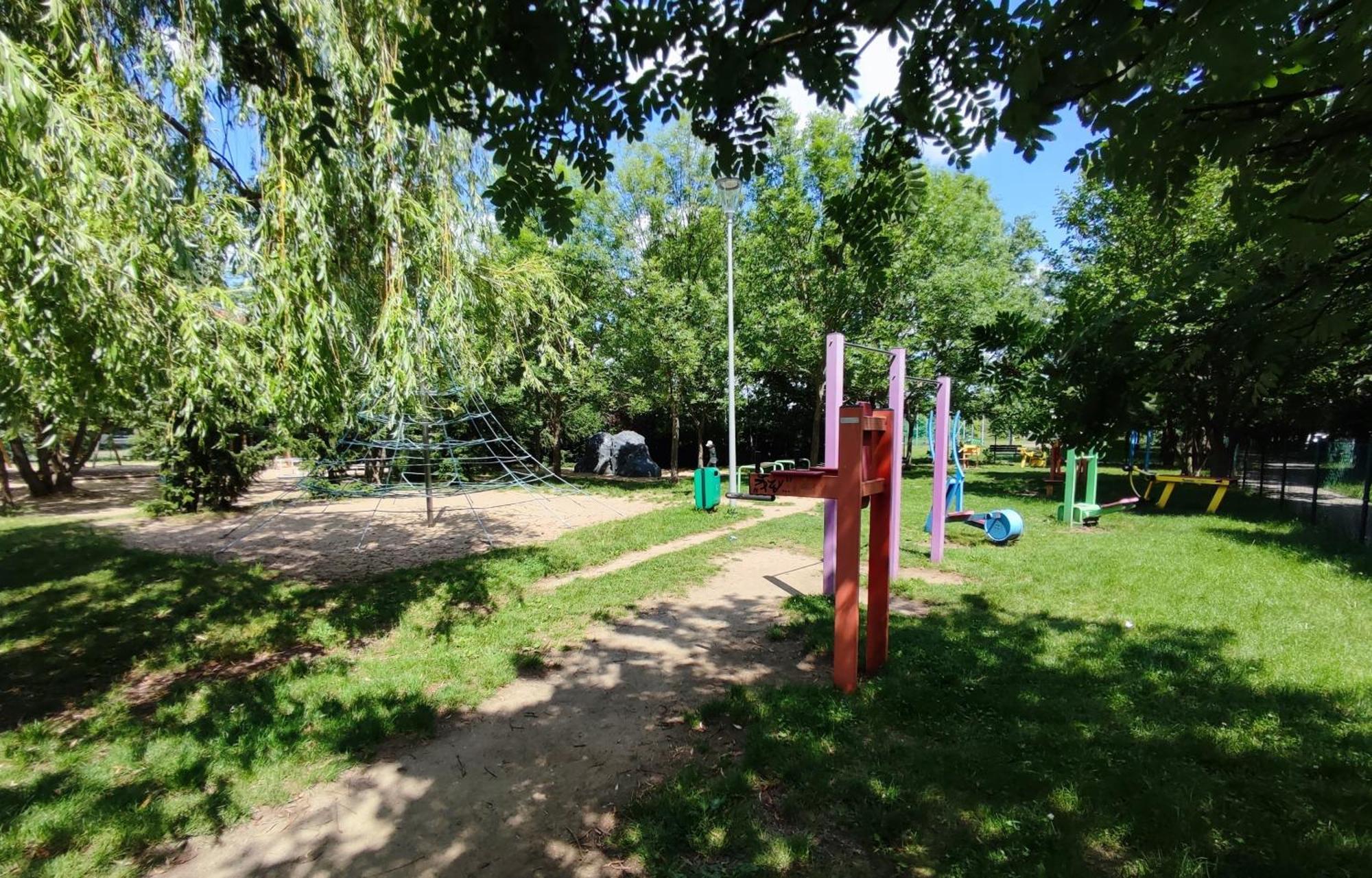 Urokliwy Azyl W Miescie: Komfort I Spokoj, Projektor I Hi-fi, 6 Minut Kolejka Do Centrum. Apartment *
